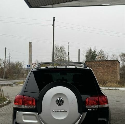 Чорний Фольксваген Туарег, об'ємом двигуна 3 л та пробігом 320 тис. км за 5200 $, фото 4 на Automoto.ua