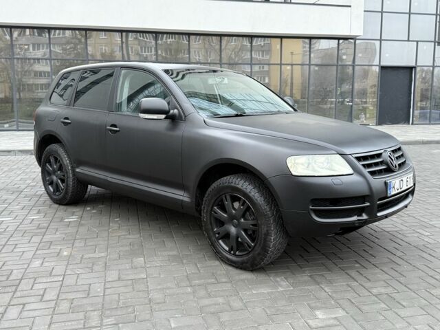 Черный Фольксваген Туарег, объемом двигателя 3 л и пробегом 360 тыс. км за 3999 $, фото 1 на Automoto.ua