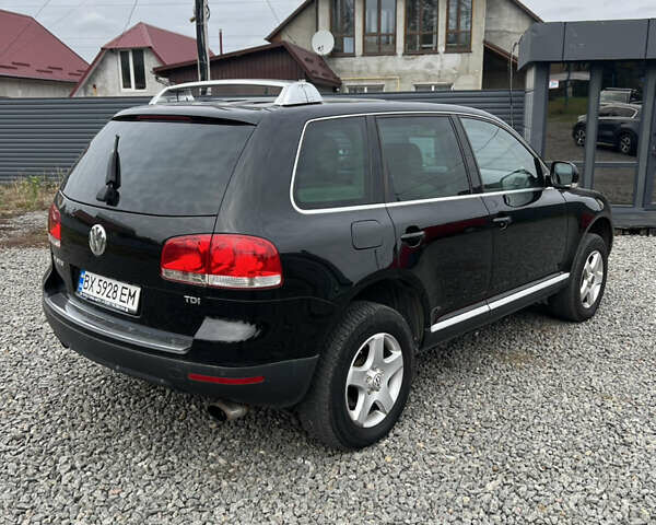 Чорний Фольксваген Туарег, об'ємом двигуна 2.46 л та пробігом 190 тис. км за 8800 $, фото 3 на Automoto.ua