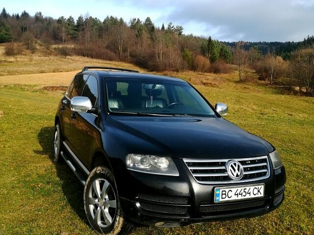 Чорний Фольксваген Туарег, об'ємом двигуна 2.5 л та пробігом 280 тис. км за 8500 $, фото 1 на Automoto.ua