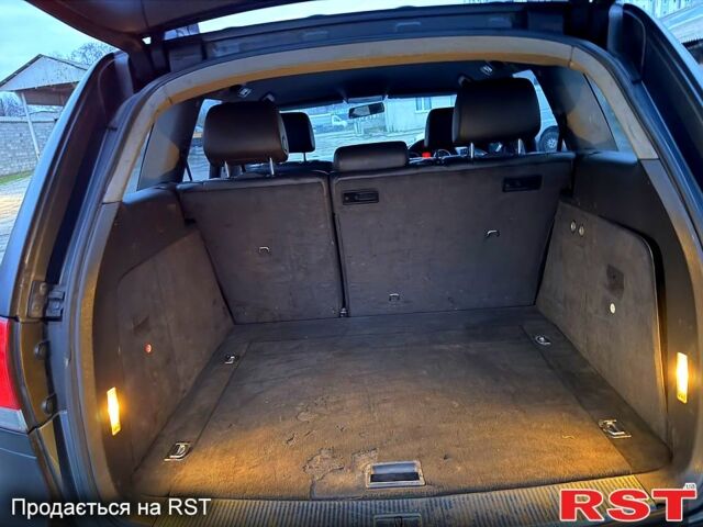 Чорний Фольксваген Туарег, об'ємом двигуна 3 л та пробігом 277 тис. км за 4300 $, фото 9 на Automoto.ua