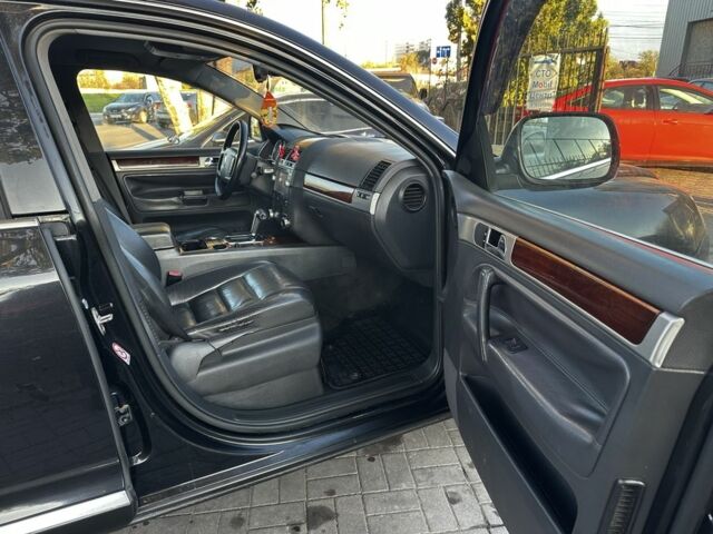 Чорний Фольксваген Туарег, об'ємом двигуна 2.5 л та пробігом 340 тис. км за 8900 $, фото 13 на Automoto.ua