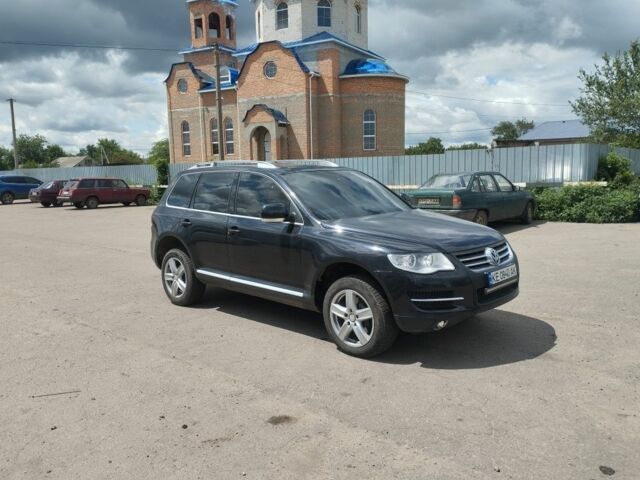 Черный Фольксваген Туарег, объемом двигателя 4.9 л и пробегом 300 тыс. км за 7300 $, фото 3 на Automoto.ua