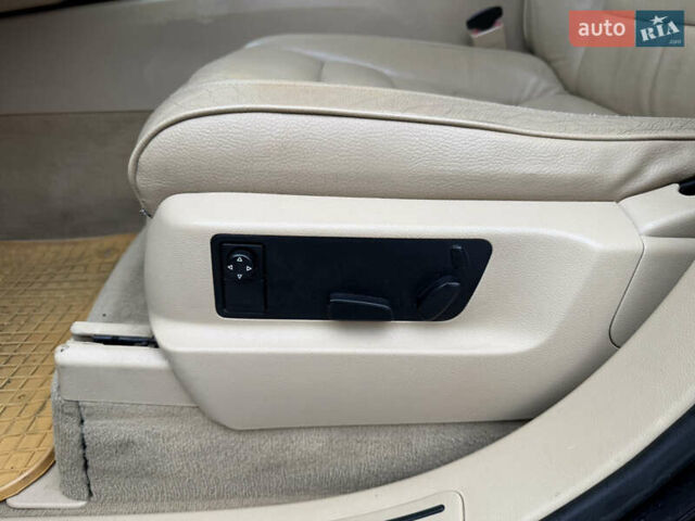 Черный Фольксваген Туарег, объемом двигателя 2.97 л и пробегом 329 тыс. км за 9500 $, фото 38 на Automoto.ua