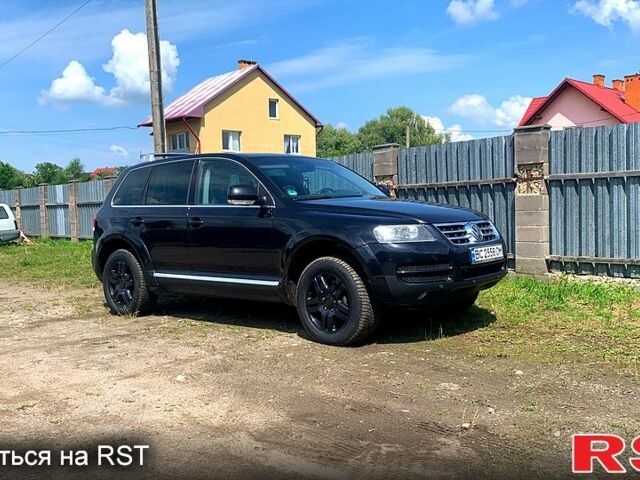 Черный Фольксваген Туарег, объемом двигателя 3 л и пробегом 200 тыс. км за 13000 $, фото 5 на Automoto.ua