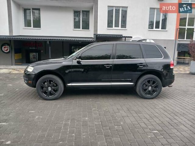 Черный Фольксваген Туарег, объемом двигателя 3.2 л и пробегом 280 тыс. км за 7700 $, фото 14 на Automoto.ua