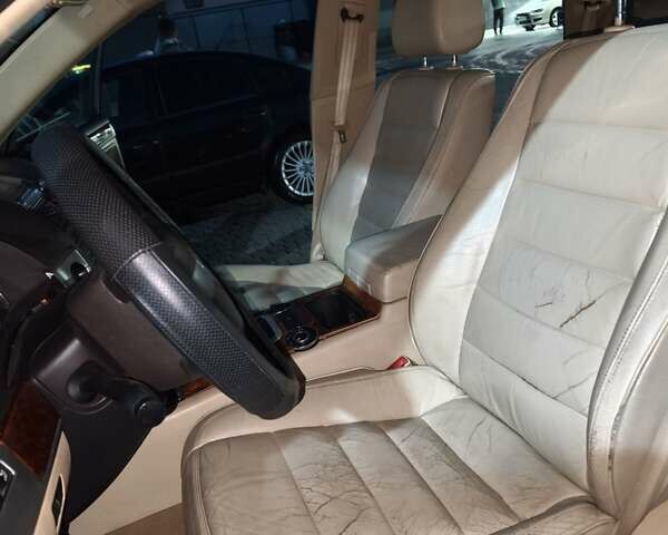 Чорний Фольксваген Туарег, об'ємом двигуна 3 л та пробігом 311 тис. км за 8600 $, фото 7 на Automoto.ua