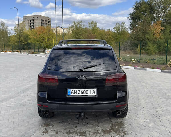 Черный Фольксваген Туарег, объемом двигателя 2.97 л и пробегом 316 тыс. км за 8500 $, фото 9 на Automoto.ua