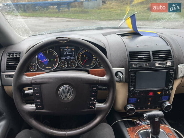 Чорний Фольксваген Туарег, об'ємом двигуна 3 л та пробігом 496 тис. км за 4200 $, фото 8 на Automoto.ua