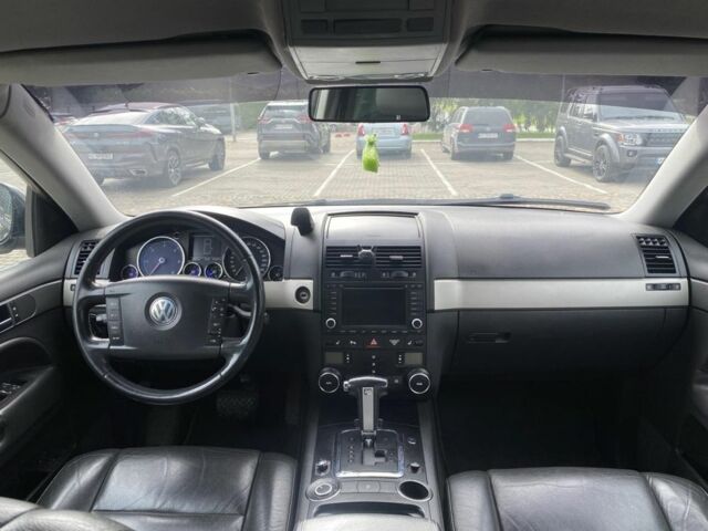 Черный Фольксваген Туарег, объемом двигателя 3 л и пробегом 270 тыс. км за 8750 $, фото 8 на Automoto.ua