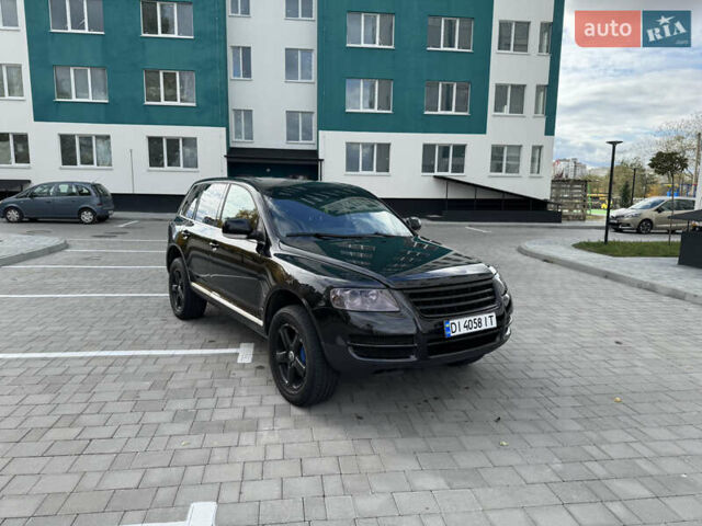 Черный Фольксваген Туарег, объемом двигателя 2.97 л и пробегом 325 тыс. км за 8850 $, фото 18 на Automoto.ua