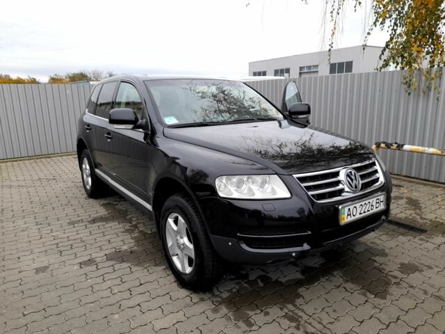 Черный Фольксваген Туарег, объемом двигателя 2.5 л и пробегом 245 тыс. км за 8000 $, фото 6 на Automoto.ua