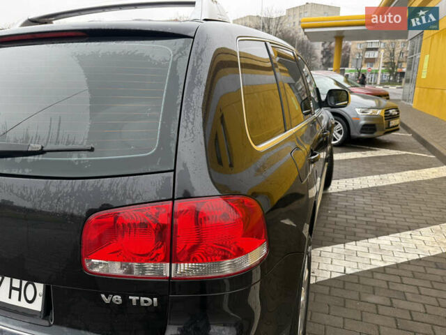 Черный Фольксваген Туарег, объемом двигателя 2.97 л и пробегом 329 тыс. км за 9500 $, фото 15 на Automoto.ua