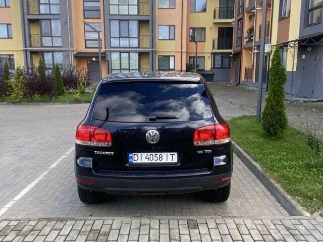 Черный Фольксваген Туарег, объемом двигателя 3 л и пробегом 270 тыс. км за 8750 $, фото 3 на Automoto.ua