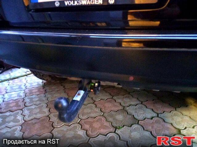 Черный Фольксваген Туарег, объемом двигателя 3.2 л и пробегом 204 тыс. км за 7700 $, фото 8 на Automoto.ua