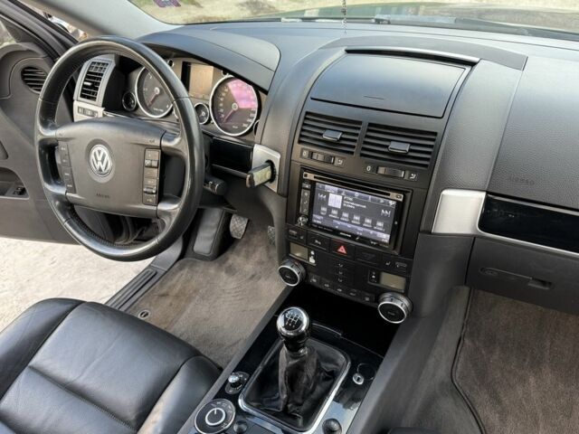 Черный Фольксваген Туарег, объемом двигателя 2.5 л и пробегом 232 тыс. км за 5750 $, фото 17 на Automoto.ua