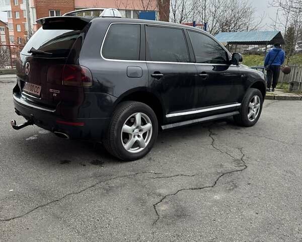 Чорний Фольксваген Туарег, об'ємом двигуна 4.92 л та пробігом 340 тис. км за 6500 $, фото 6 на Automoto.ua