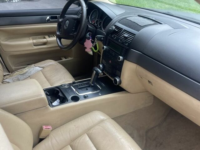 Фольксваген Туарег 2006 у Борисполе на Automoto.ua Чорний Фольксваген Туарег, об'ємом двигуна 2.5 л та пробігом 300 тис. км за 4300 $, фото 5 на Automoto.ua