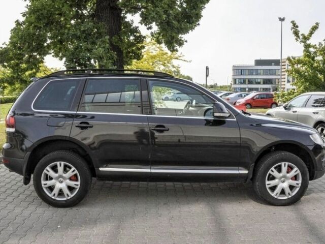 Черный Фольксваген Туарег, объемом двигателя 3 л и пробегом 215 тыс. км за 3333 $, фото 5 на Automoto.ua