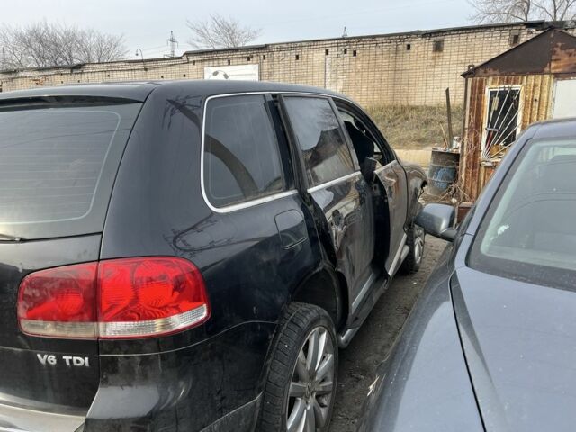 Чорний Фольксваген Туарег, об'ємом двигуна 3 л та пробігом 127 тис. км за 1599 $, фото 3 на Automoto.ua