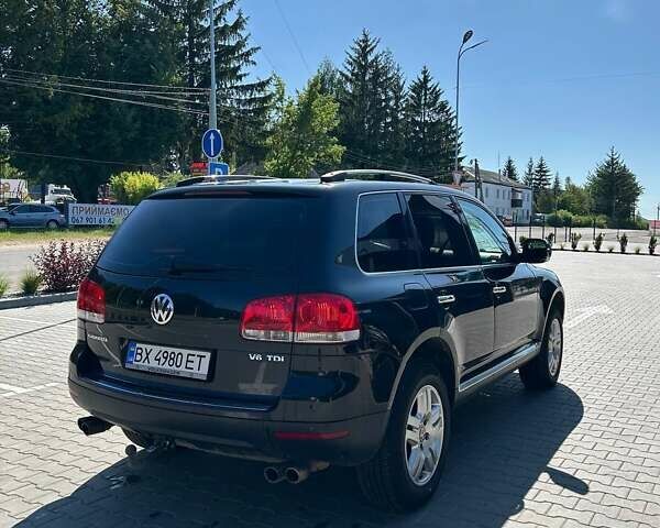 Чорний Фольксваген Туарег, об'ємом двигуна 3 л та пробігом 247 тис. км за 10200 $, фото 3 на Automoto.ua
