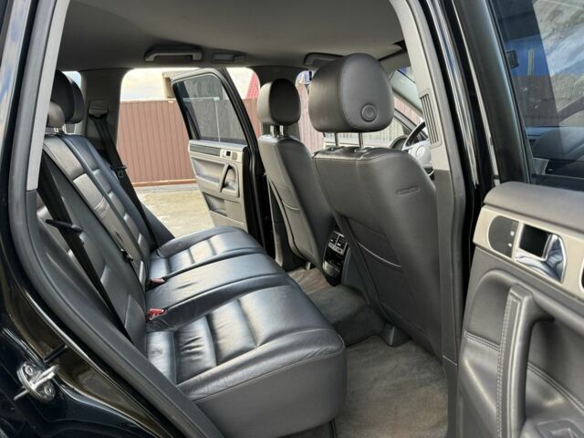 Черный Фольксваген Туарег, объемом двигателя 2.5 л и пробегом 232 тыс. км за 5750 $, фото 15 на Automoto.ua