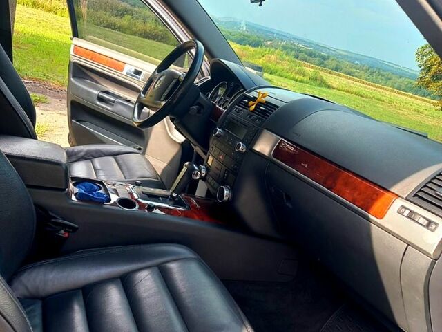 Черный Фольксваген Туарег, объемом двигателя 3.6 л и пробегом 0 тыс. км за 9500 $, фото 1 на Automoto.ua