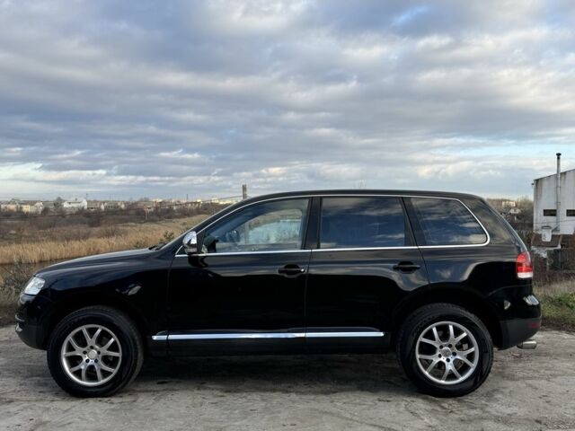 Черный Фольксваген Туарег, объемом двигателя 2.5 л и пробегом 232 тыс. км за 5750 $, фото 2 на Automoto.ua