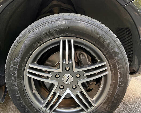 Чорний Фольксваген Туарег, об'ємом двигуна 3 л та пробігом 280 тис. км за 11000 $, фото 8 на Automoto.ua