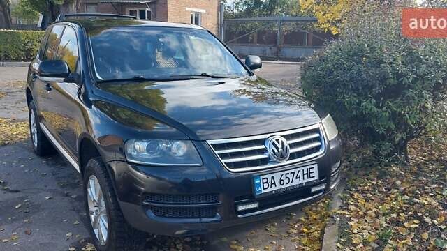 Чорний Фольксваген Туарег, об'ємом двигуна 2.99 л та пробігом 322 тис. км за 10500 $, фото 5 на Automoto.ua