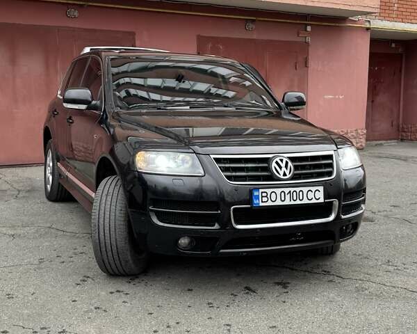 Чорний Фольксваген Туарег, об'ємом двигуна 4.92 л та пробігом 340 тис. км за 6500 $, фото 1 на Automoto.ua