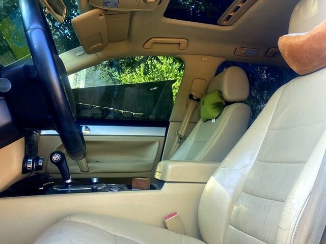 Черный Фольксваген Туарег, объемом двигателя 3 л и пробегом 380 тыс. км за 8200 $, фото 12 на Automoto.ua