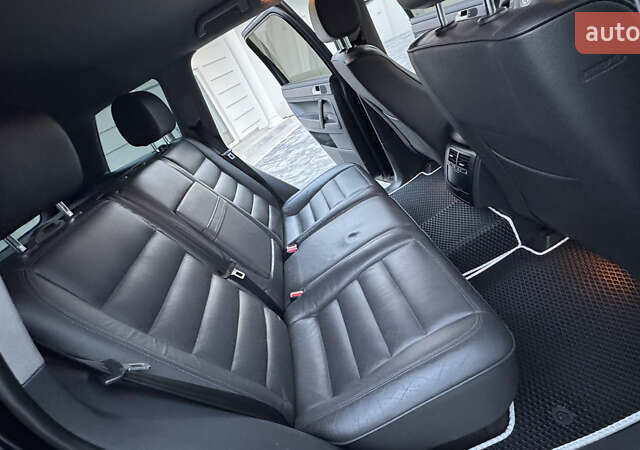 Чорний Фольксваген Туарег, об'ємом двигуна 2.5 л та пробігом 176 тис. км за 9950 $, фото 44 на Automoto.ua