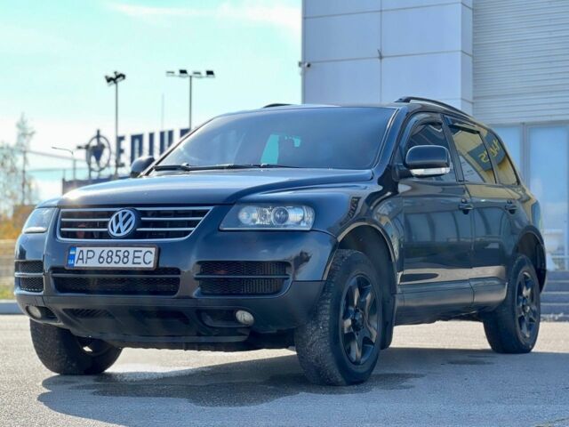 Черный Фольксваген Туарег, объемом двигателя 3 л и пробегом 295 тыс. км за 6900 $, фото 1 на Automoto.ua