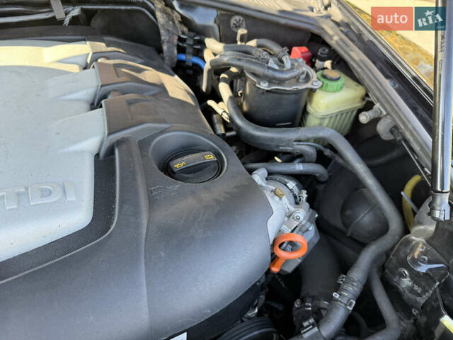 Черный Фольксваген Туарег, объемом двигателя 3 л и пробегом 340 тыс. км за 7500 $, фото 24 на Automoto.ua