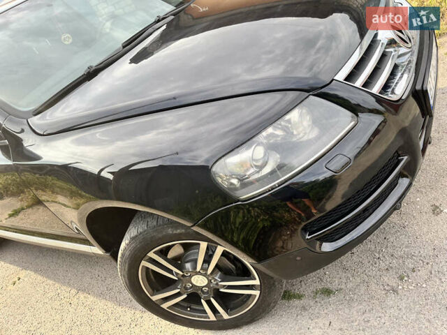 Чорний Фольксваген Туарег, об'ємом двигуна 3 л та пробігом 230 тис. км за 14000 $, фото 14 на Automoto.ua