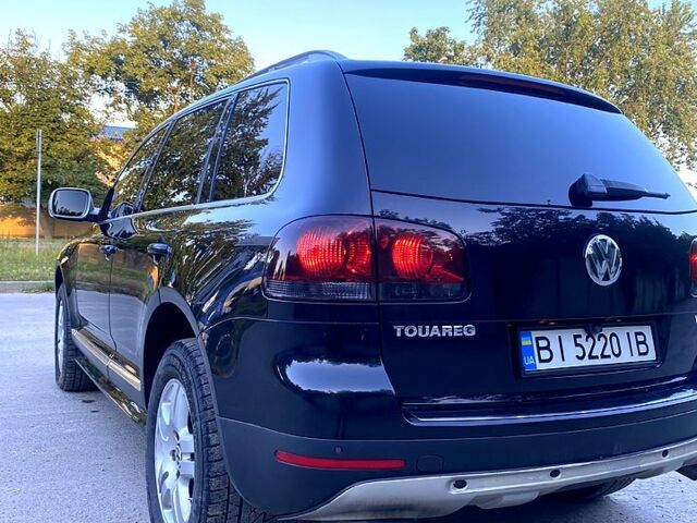 Черный Фольксваген Туарег, объемом двигателя 3 л и пробегом 340 тыс. км за 10800 $, фото 3 на Automoto.ua