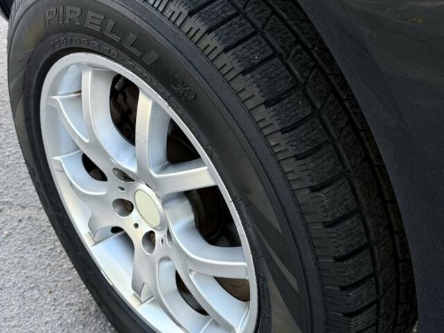 Черный Фольксваген Туарег, объемом двигателя 2.5 л и пробегом 232 тыс. км за 5950 $, фото 12 на Automoto.ua