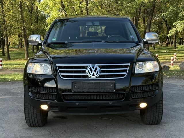Черный Фольксваген Туарег, объемом двигателя 2.5 л и пробегом 232 тыс. км за 5950 $, фото 10 на Automoto.ua