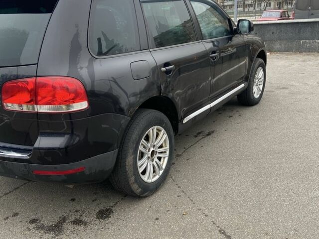 Черный Фольксваген Туарег, объемом двигателя 2.5 л и пробегом 1 тыс. км за 5000 $, фото 4 на Automoto.ua