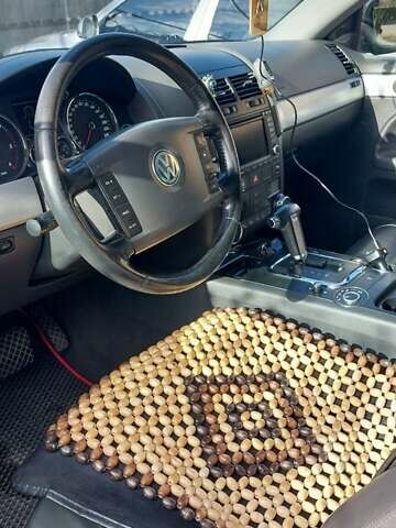 Чорний Фольксваген Туарег, об'ємом двигуна 2.99 л та пробігом 322 тис. км за 10500 $, фото 3 на Automoto.ua