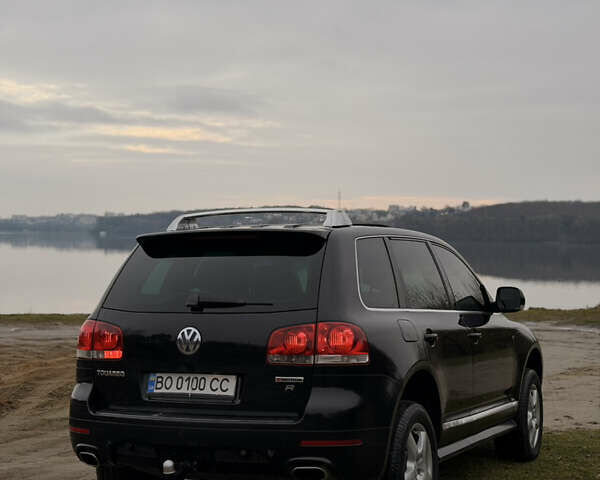 Черный Фольксваген Туарег, объемом двигателя 4.9 л и пробегом 340 тыс. км за 6900 $, фото 108 на Automoto.ua