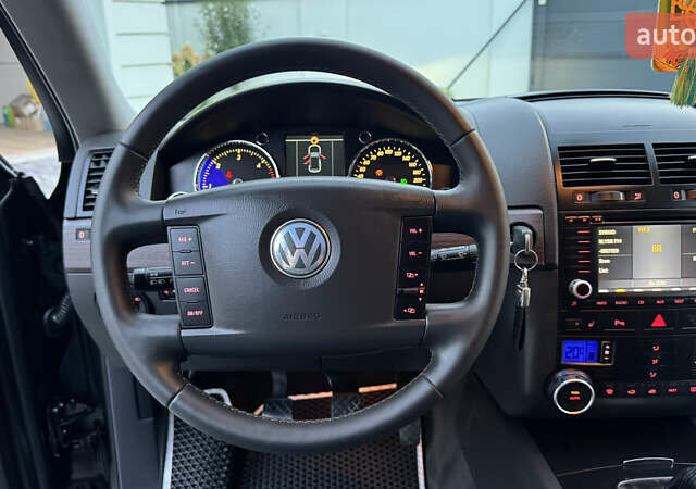 Чорний Фольксваген Туарег, об'ємом двигуна 2.5 л та пробігом 176 тис. км за 9950 $, фото 34 на Automoto.ua