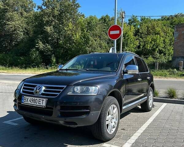 Чорний Фольксваген Туарег, об'ємом двигуна 3 л та пробігом 247 тис. км за 10200 $, фото 10 на Automoto.ua