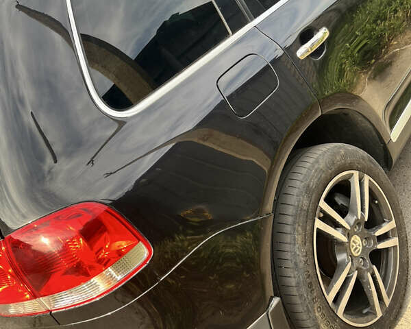 Чорний Фольксваген Туарег, об'ємом двигуна 3 л та пробігом 230 тис. км за 14000 $, фото 16 на Automoto.ua