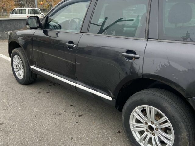 Черный Фольксваген Туарег, объемом двигателя 2.5 л и пробегом 1 тыс. км за 5000 $, фото 5 на Automoto.ua