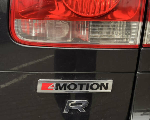 Черный Фольксваген Туарег, объемом двигателя 4.9 л и пробегом 340 тыс. км за 6900 $, фото 89 на Automoto.ua