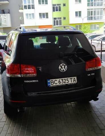 Чорний Фольксваген Туарег, об'ємом двигуна 3 л та пробігом 365 тис. км за 10700 $, фото 9 на Automoto.ua