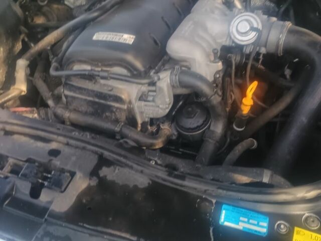 Черный Фольксваген Туарег, объемом двигателя 2.5 л и пробегом 271 тыс. км за 6000 $, фото 7 на Automoto.ua