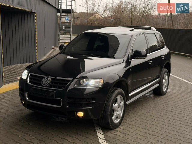 Черный Фольксваген Туарег, объемом двигателя 4.9 л и пробегом 340 тыс. км за 6900 $, фото 76 на Automoto.ua